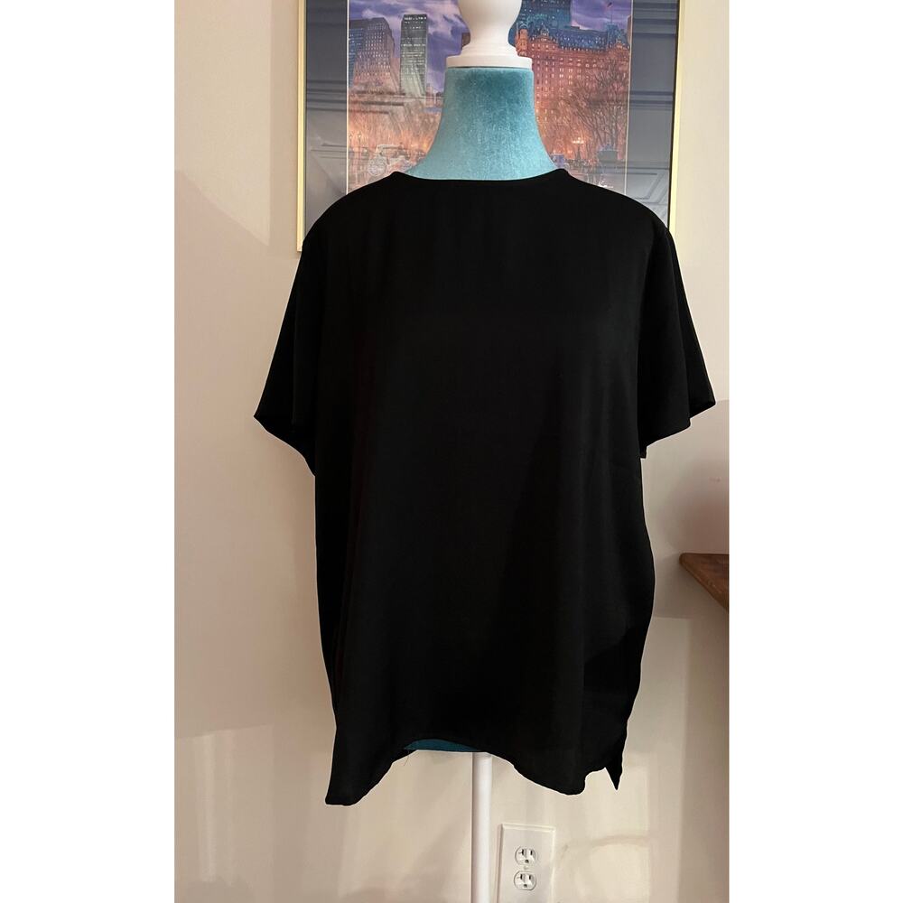 Banana Republic Black Top  Blouse M — Silky Material